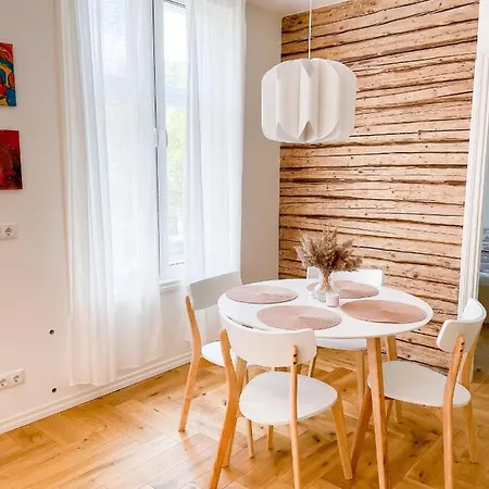 Daire Cozy City Center 2 Bedroom